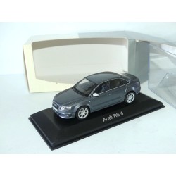 AUDI RS4 B7 Gris MINICHAMPS 1:43