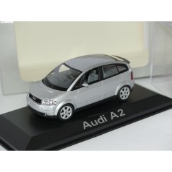 AUDI A2 Gris Eissilber MINICHAMPS 1:43