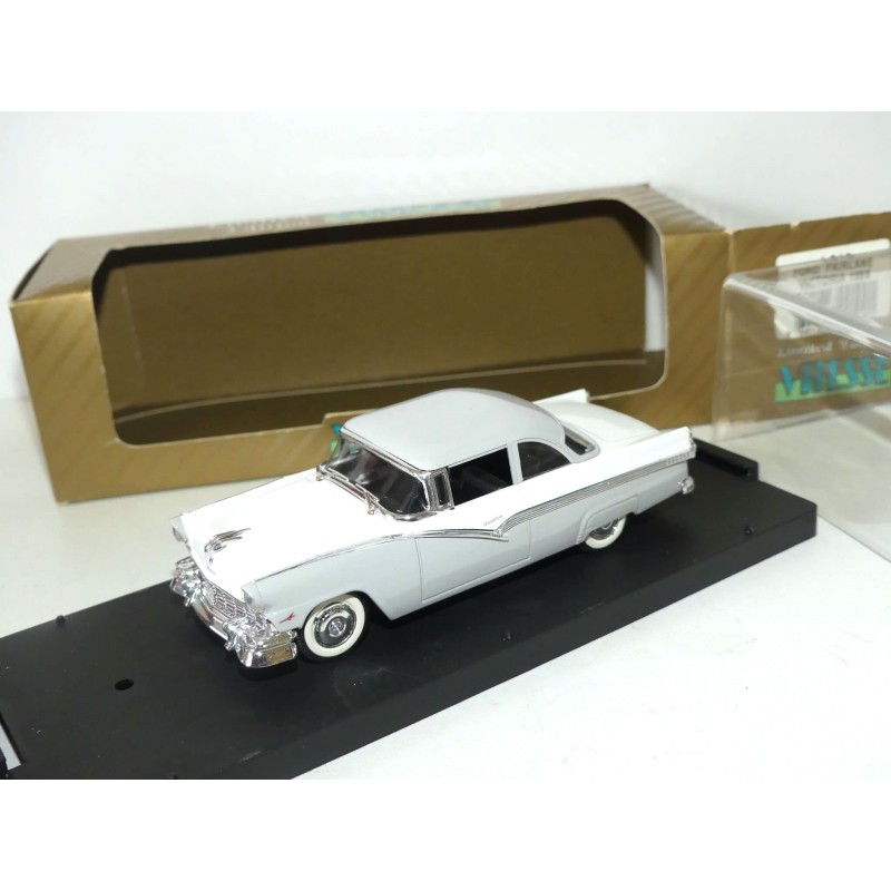 FORD FAIRLINE 1956 Gris et Blanc VITESSE L010 1:43