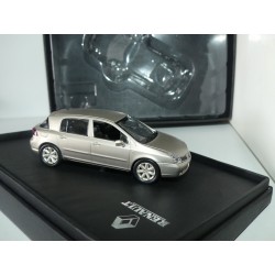 RENAULT VELSATIS 3.5 V6 INITIALE Beige COFFRET NOREV 1:43