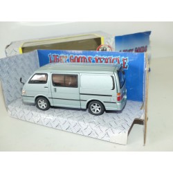 TOYOTA HIACE 100 Vert GORDON 1:43