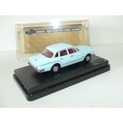 CHRYSLER S SERIE VALIANT 1962 Bleu Pale TRAX TR36E 1:43