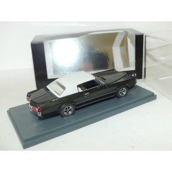 PONTIAC GRAND PRIX Vert NEO 1:43