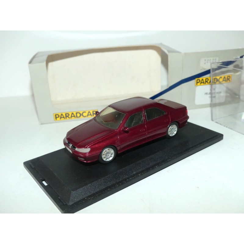 PEUGEOT 406 Phase 2 1999 Rouge PARADCAR 076 1:43