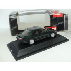 OPEL OMEGA B LIMOUSINE Vert SCHUCO 1:43