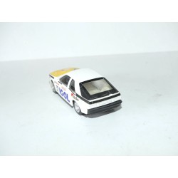 RENAULT FUEGO N°32 PRODUCTION CARNEVALE TOP 43 1:43 imperfection sans boite