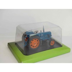 TRACTEUR N°07 FORDSON POWER MAJOR 1958 UNIVERSAL HOBBIES 1:43 sous coque