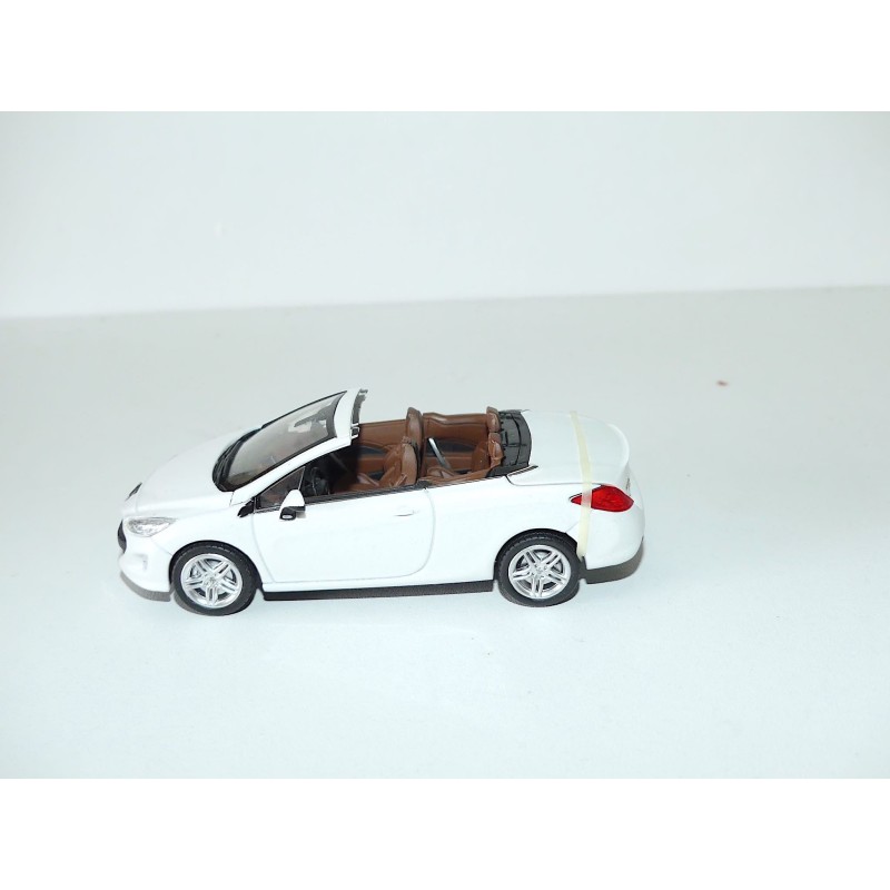 Miniature Peugeot 308 CC Blanc nacre 2009 - francis miniatures