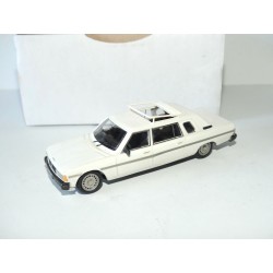 PEUGEOT 604 LIMOUSINE HEULIEZ VOYAGE DU PAPE AU NIGERIA 1983 KIT Monté ORIGINAL MINIATURE 1:43